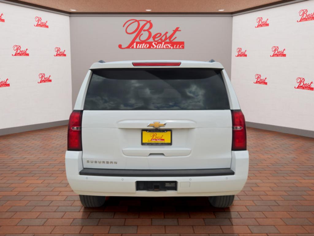 2018 Chevrolet Suburban - $22,999