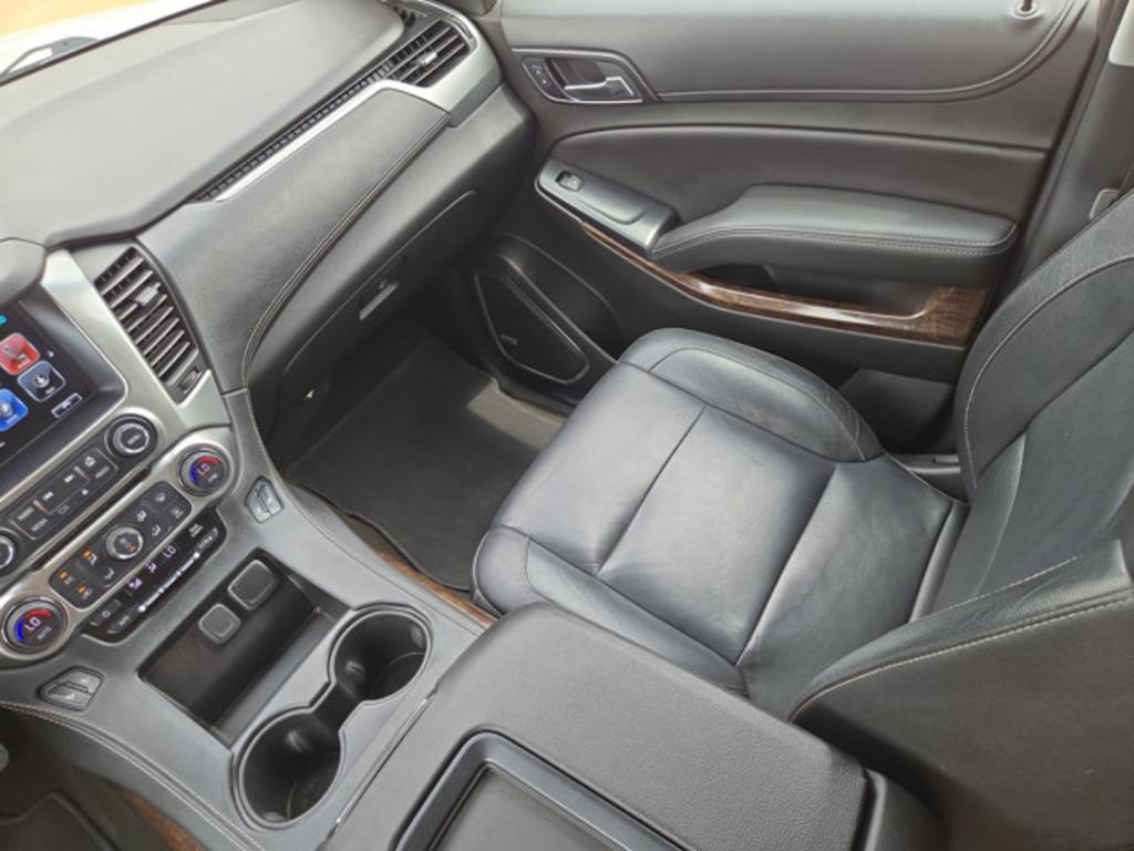 2018 Chevrolet Suburban - $22,999