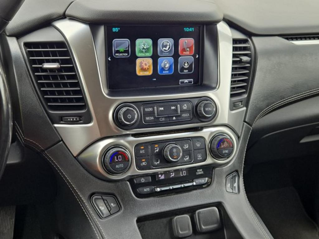 2018 Chevrolet Suburban - $22,999