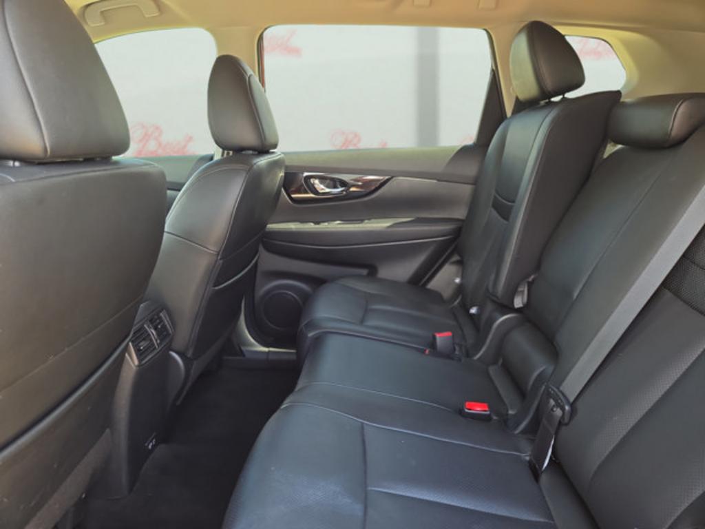 2020 Nissan Rogue - $18,999
