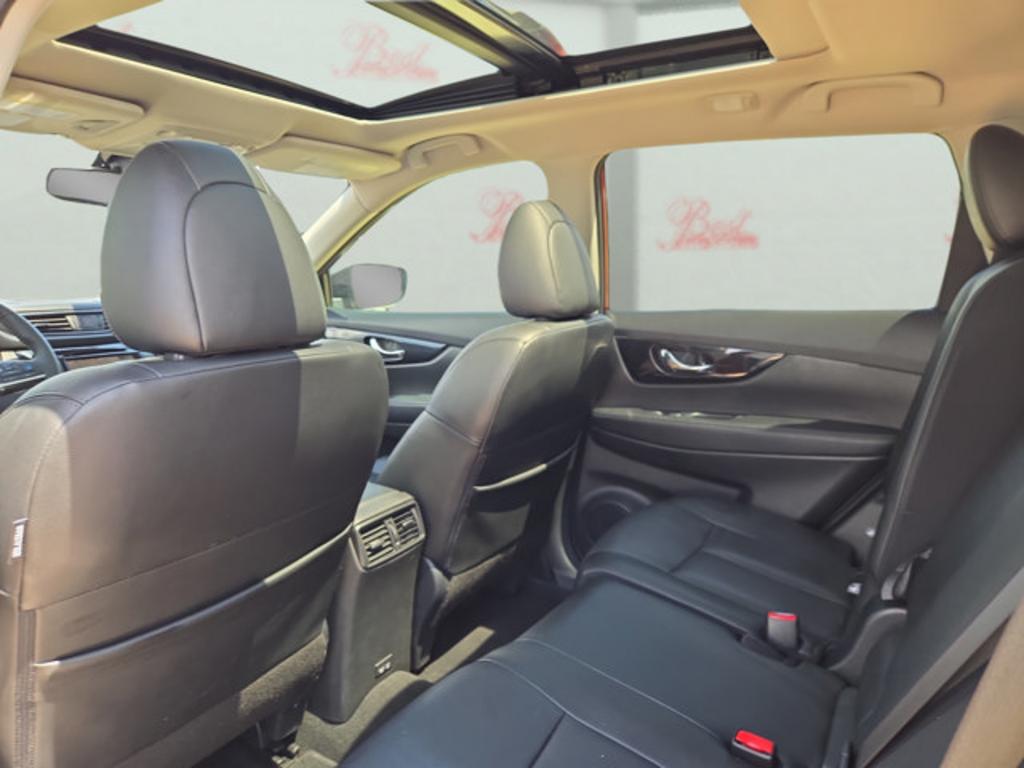 2020 Nissan Rogue - $18,999