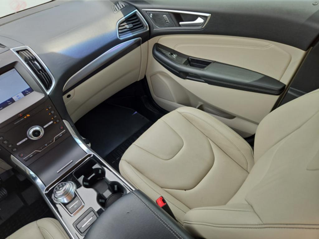 2020 Ford Edge - $17,999