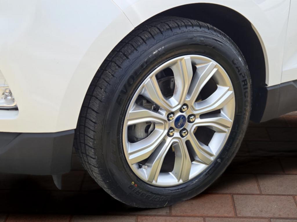 2020 Ford Edge - $17,999
