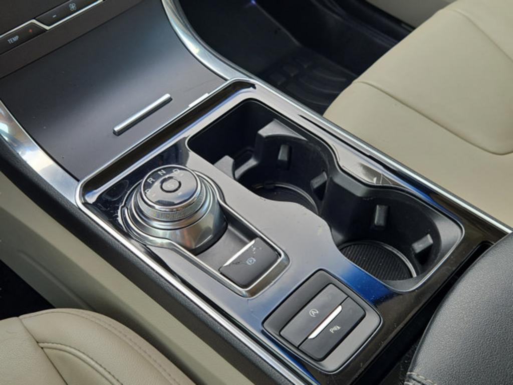 2020 Ford Edge - $17,999