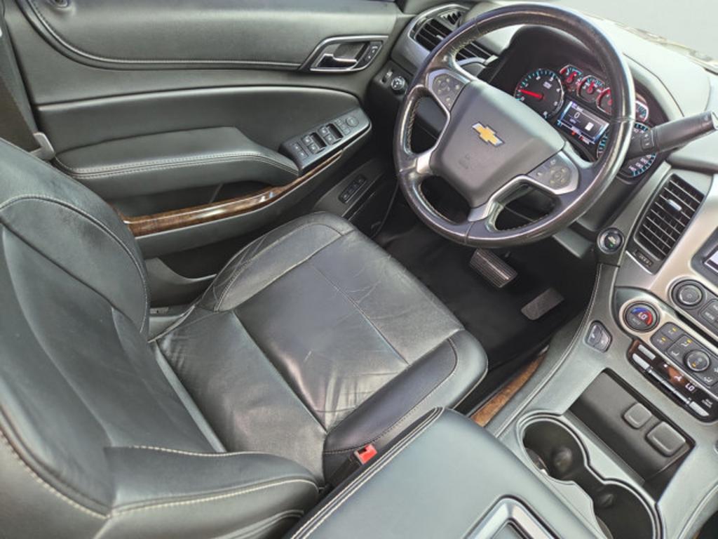 2018 Chevrolet Suburban - $26,999