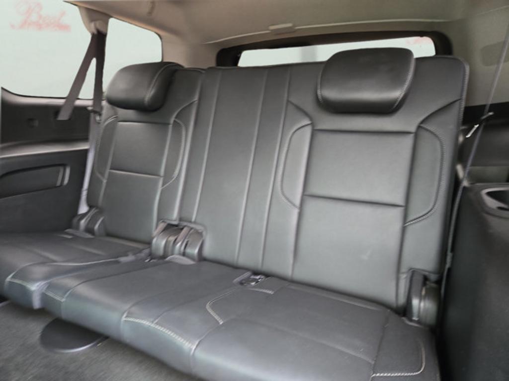 2018 Chevrolet Suburban - $26,999