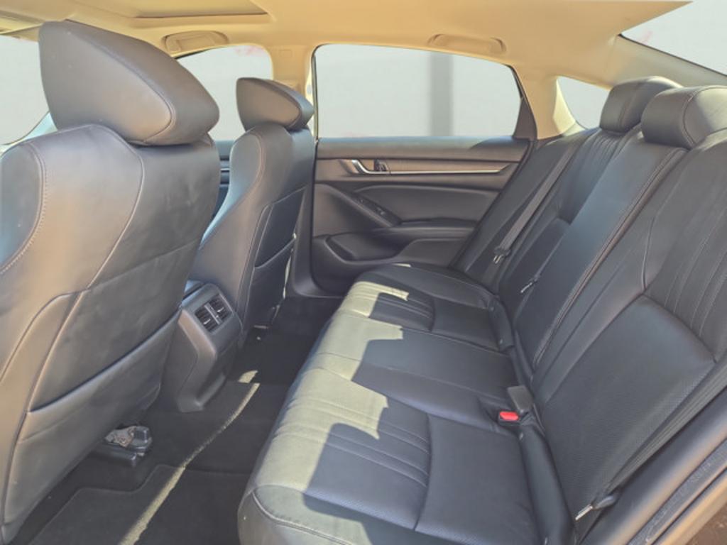 2018 Honda Accord - $22,999