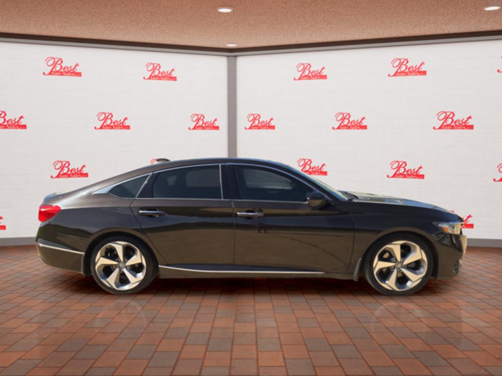 2018 Honda Accord - $22,999