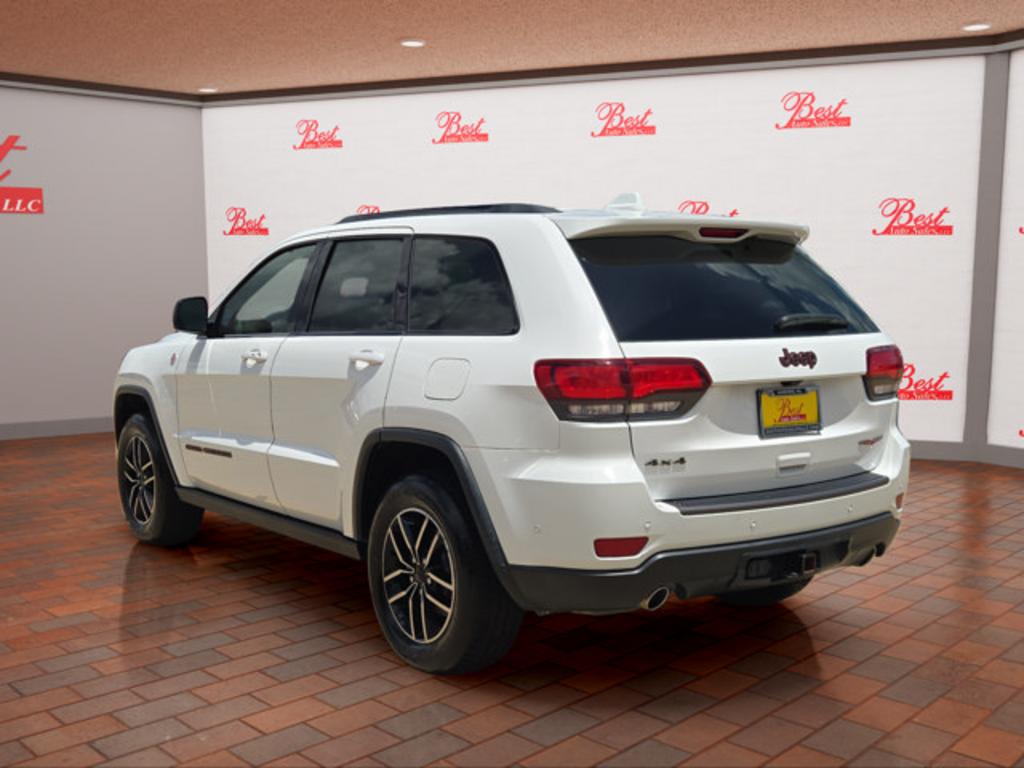 2019 Jeep Cherokee - $22,999