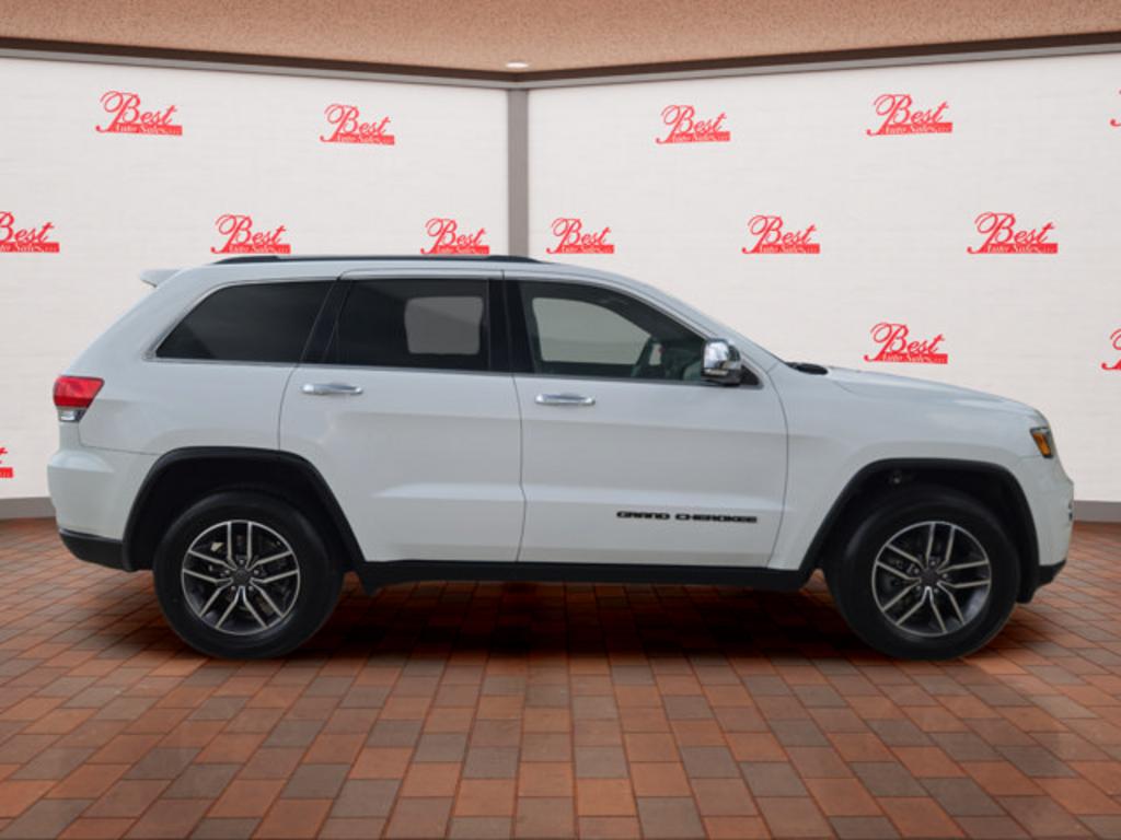 2019 Jeep Cherokee - $17,999