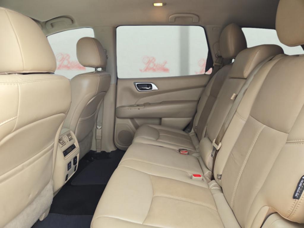 2018 Nissan Pathfinder - $15,999