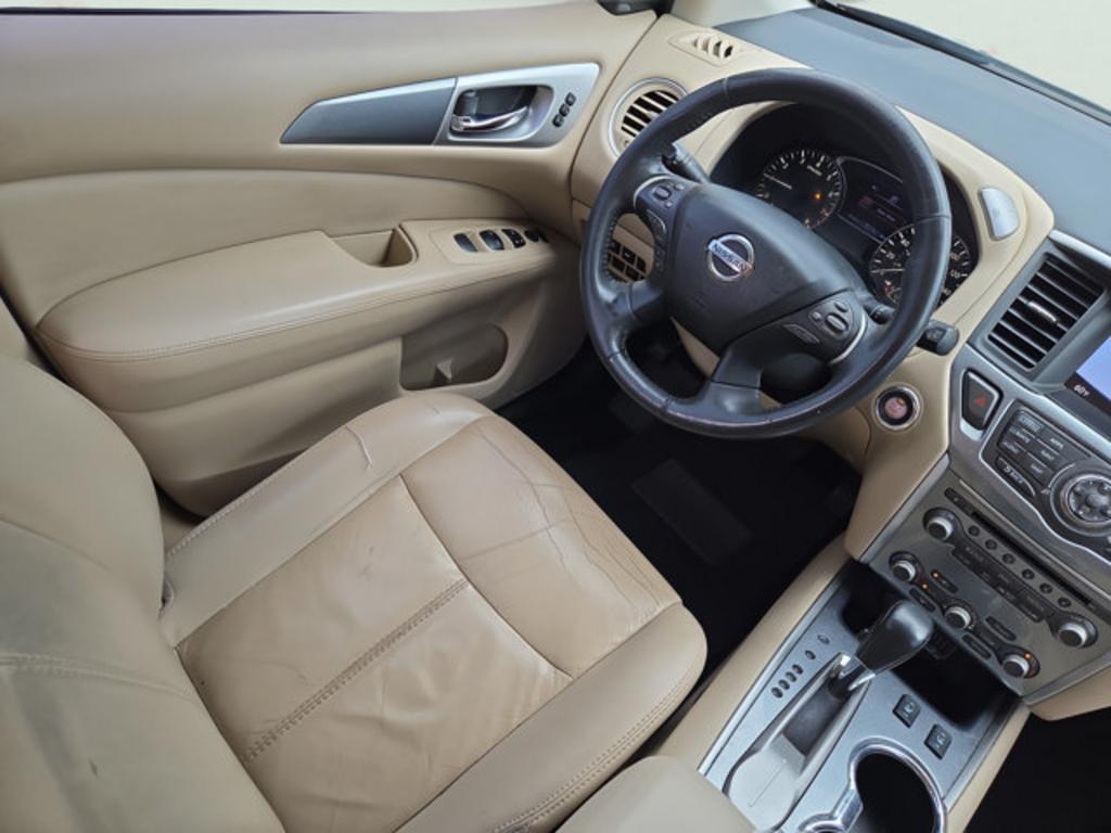 2018 Nissan Pathfinder - $15,999