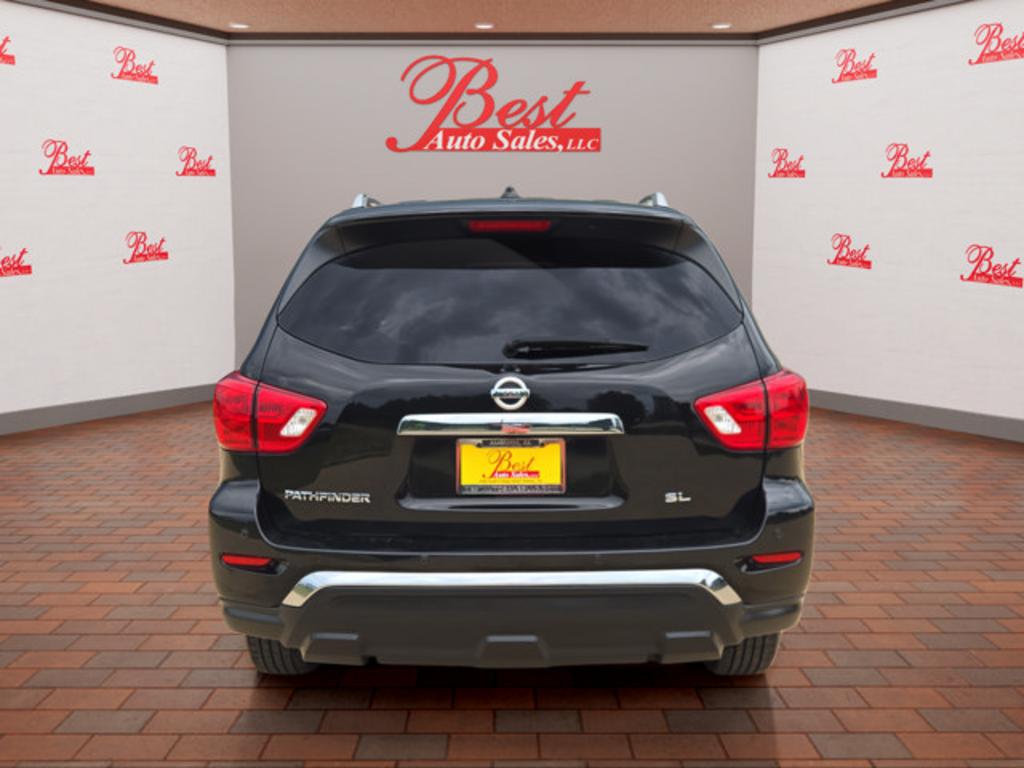 2018 Nissan Pathfinder - $15,999