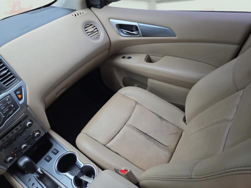 2018 Nissan Pathfinder - $15,999