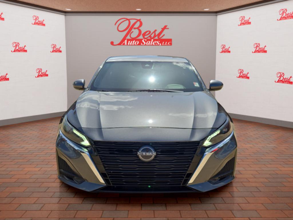 2023 Nissan Altima - $21,999