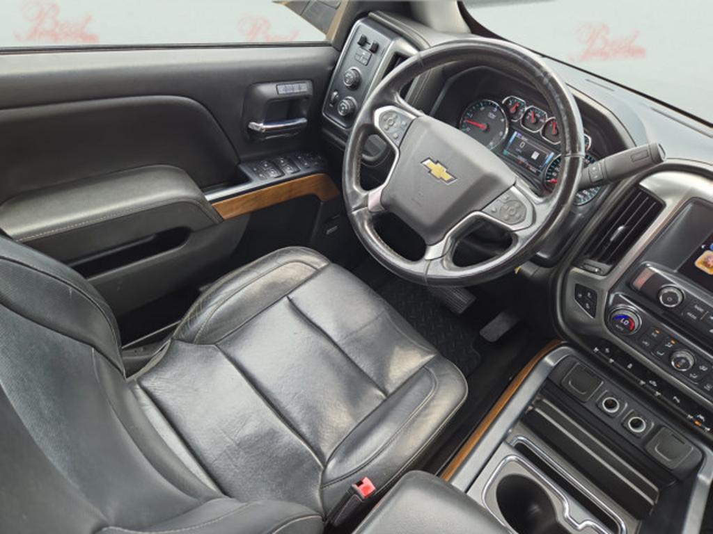2017 Chevrolet Silverado - $25,999