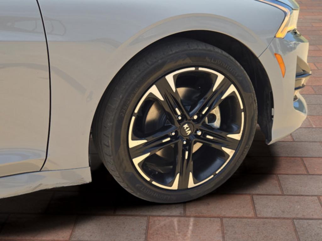 2021 Kia K5 - $21,500