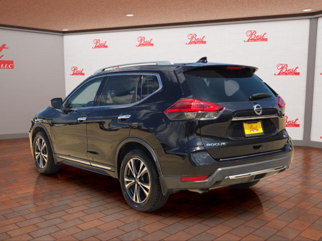 2017 Nissan Rogue - $16,999