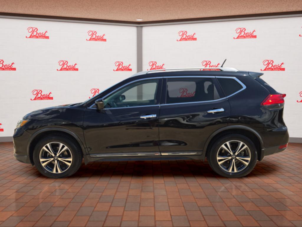 2017 Nissan Rogue - $16,999