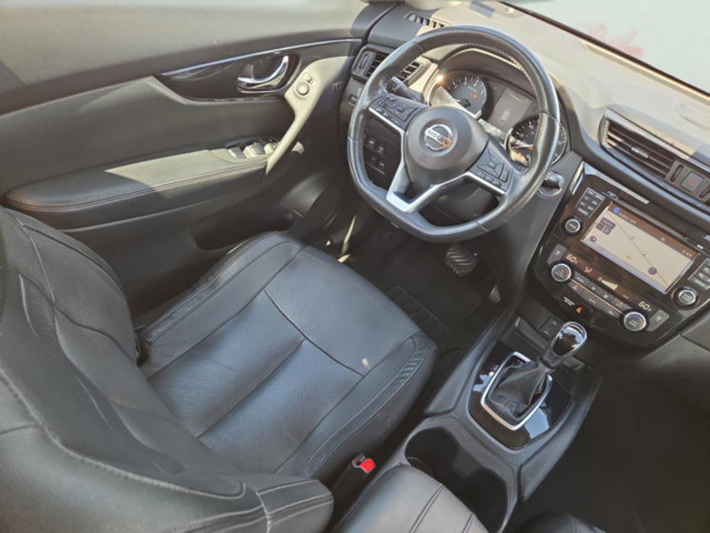 2017 Nissan Rogue - $16,999
