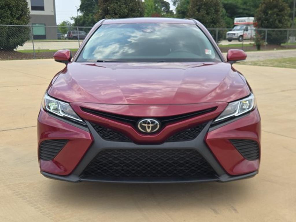 2018 Toyota Camry - $21,999