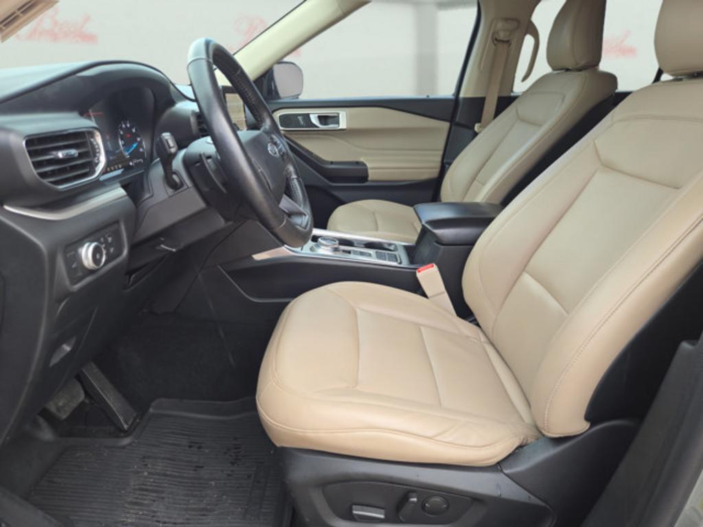2020 Ford Explorer - $18,500