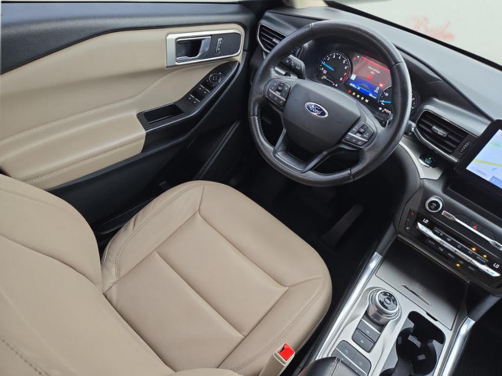 2020 Ford Explorer - $18,500