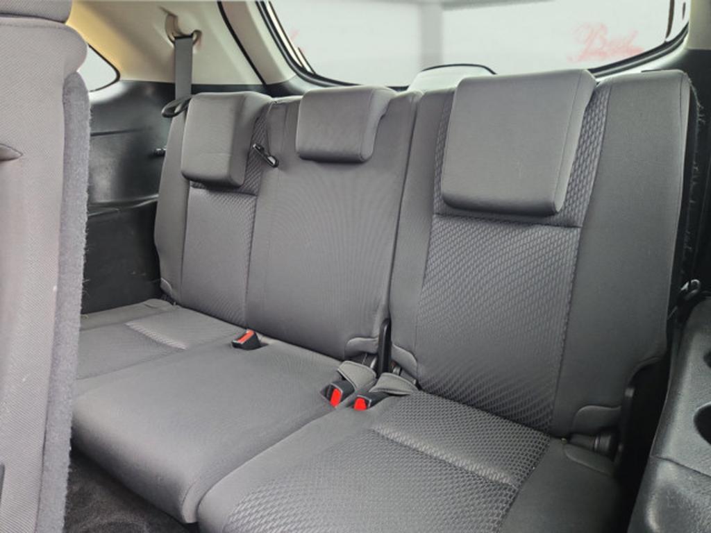 2017 Toyota Highlander - $21,999