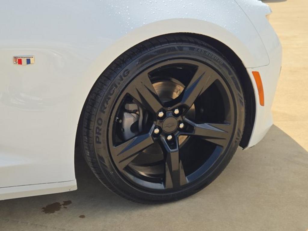 2017 Chevrolet Camaro - $20,999