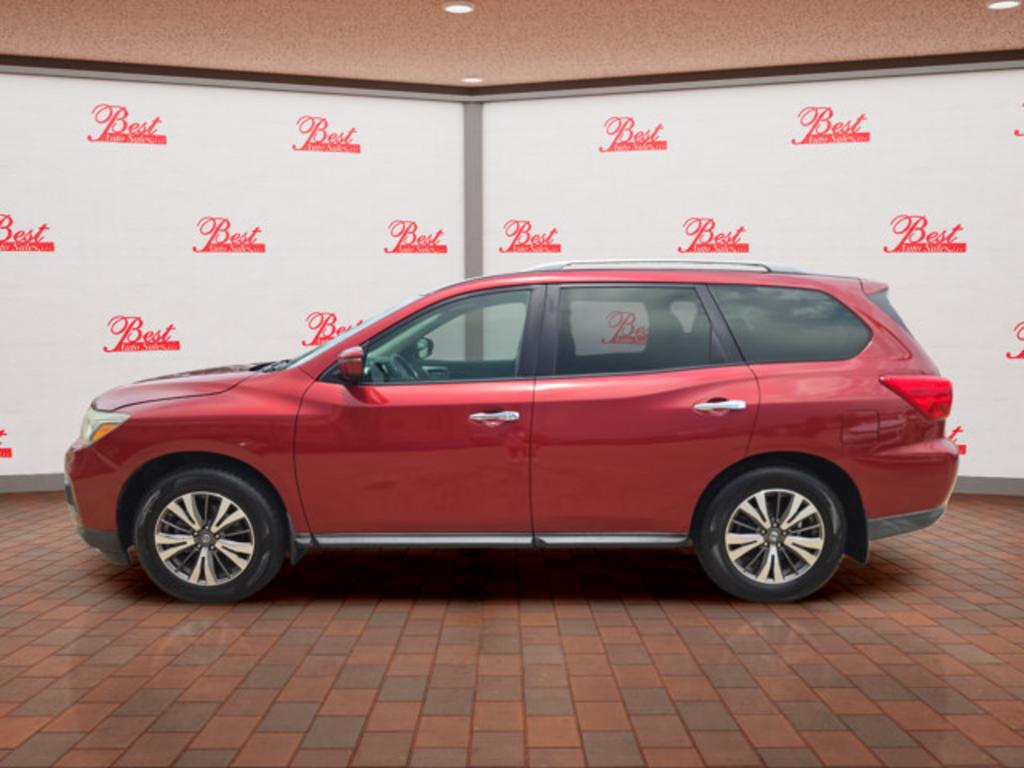 2017 Nissan Pathfinder - $14,999
