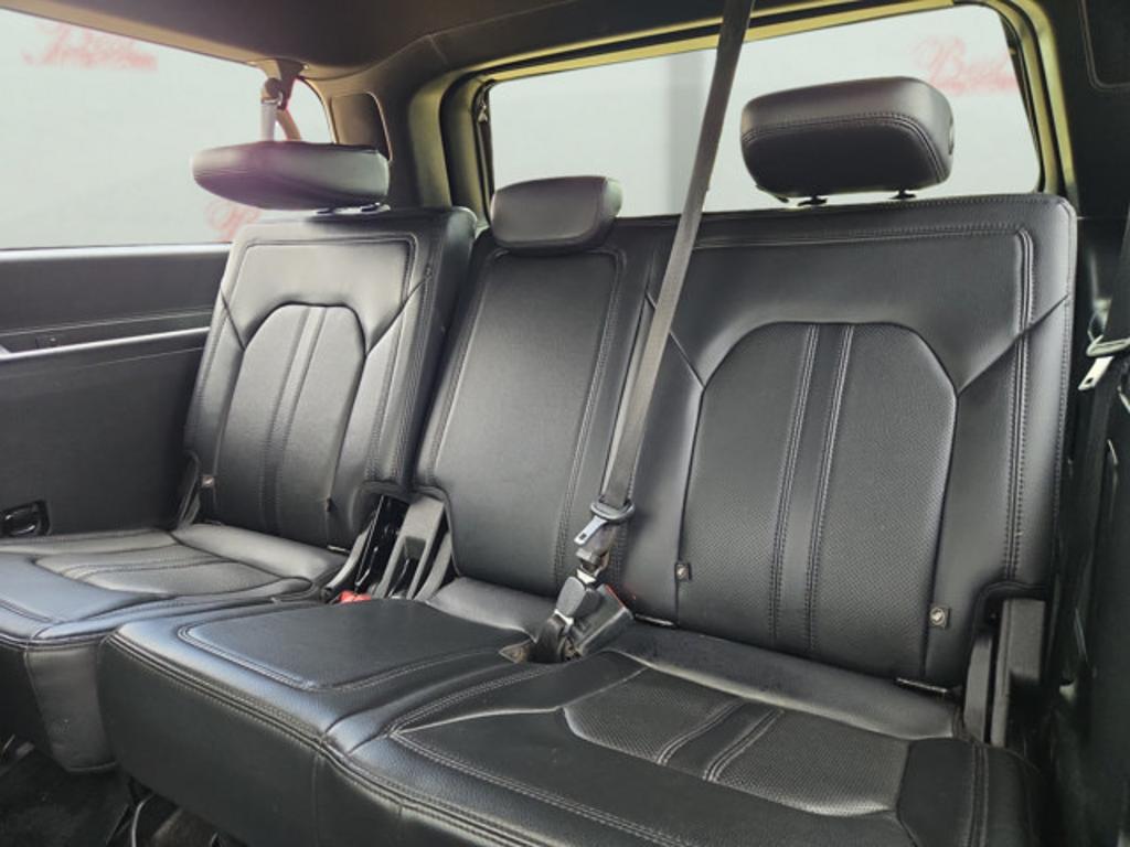 2019 Ford Expedition - $25,999