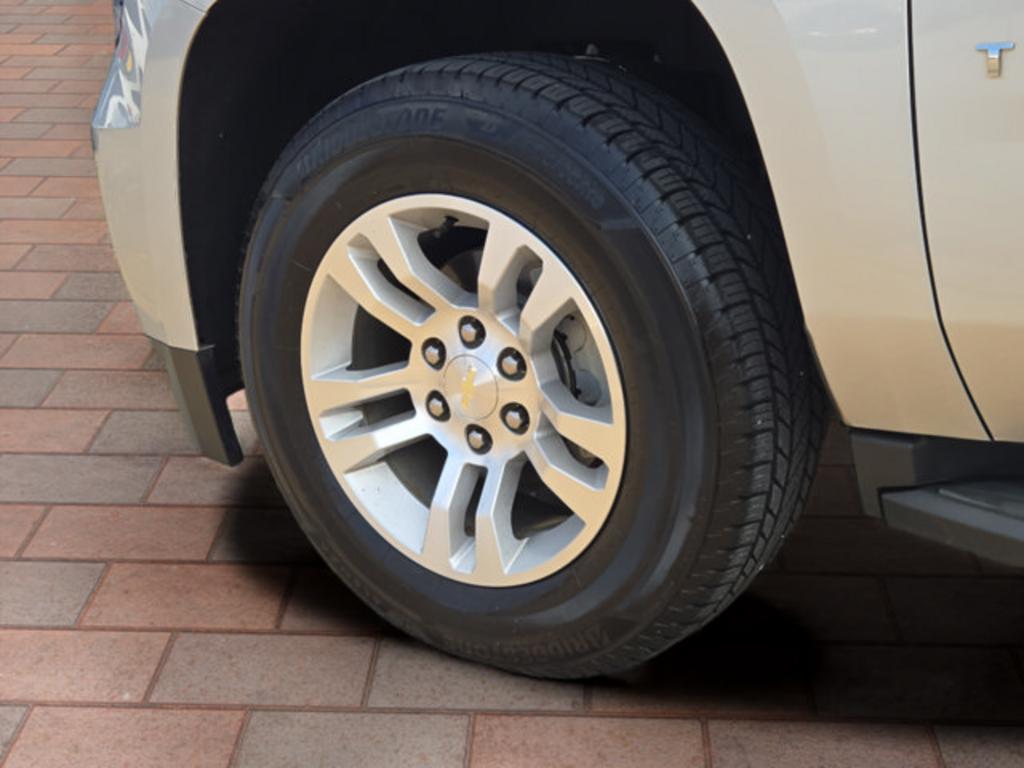 2017 Chevrolet Tahoe - $23,999