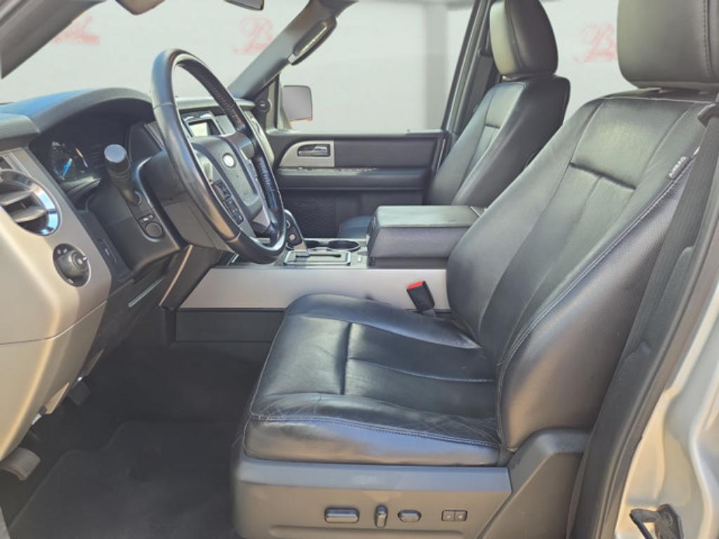 2017 Ford Expedition - $8,999