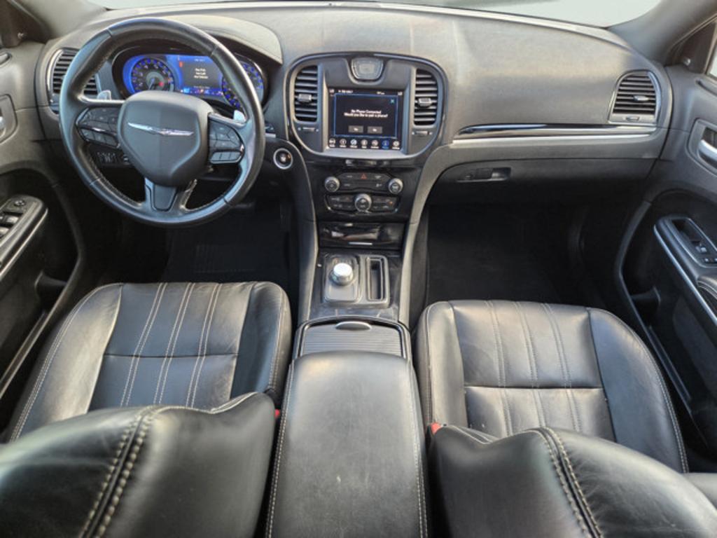 2019 Chrysler 300 - $18,999