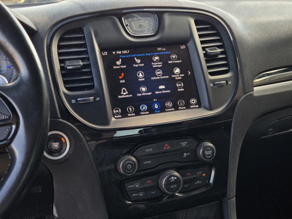 2019 Chrysler 300 - $18,999