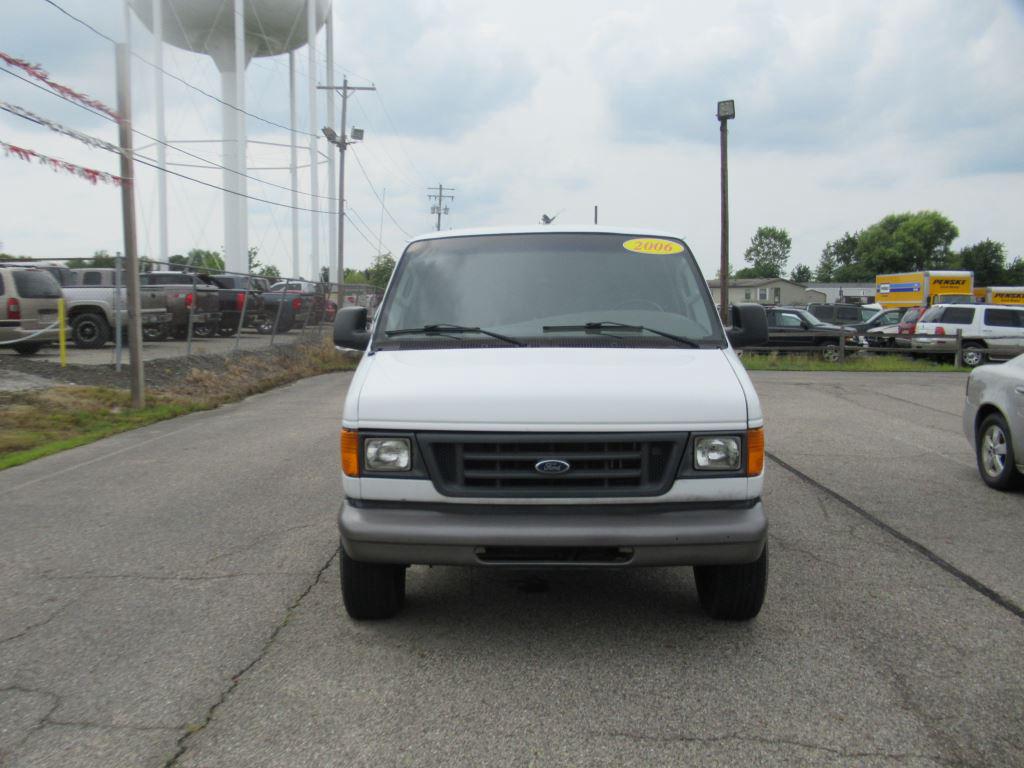 2006 Ford E-350