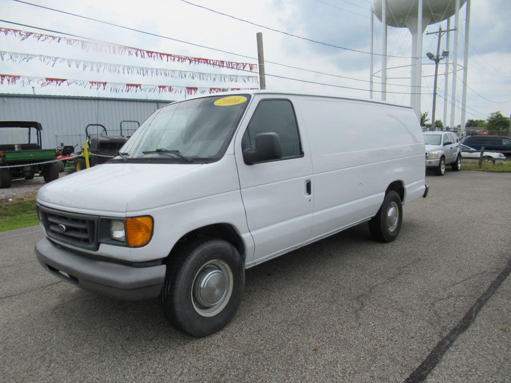 2006 Ford E-350