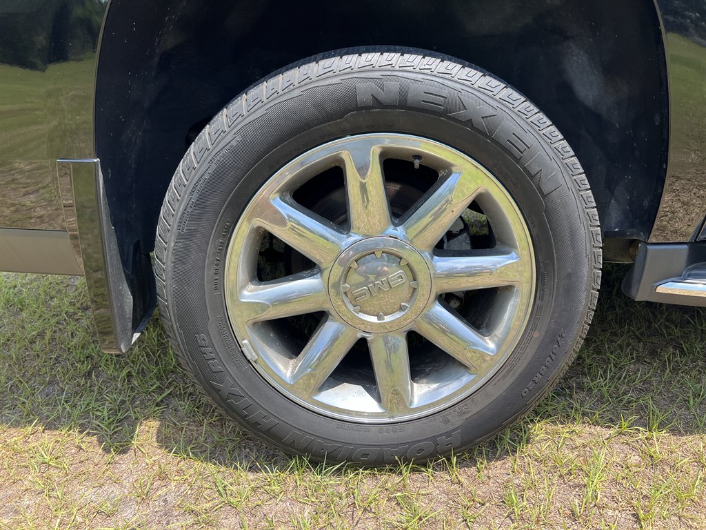 2017 Cadillac Escalade - $19,995