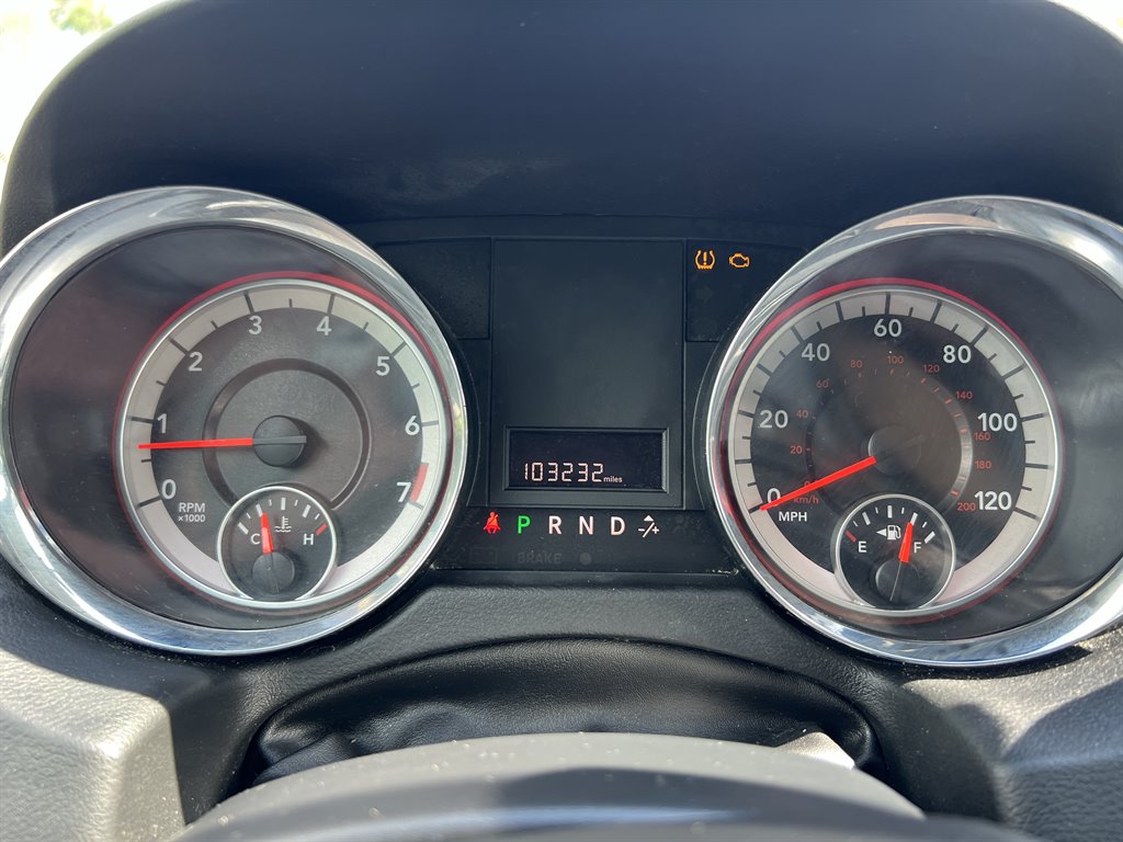 2018 Dodge Grand Caravan - $8,995