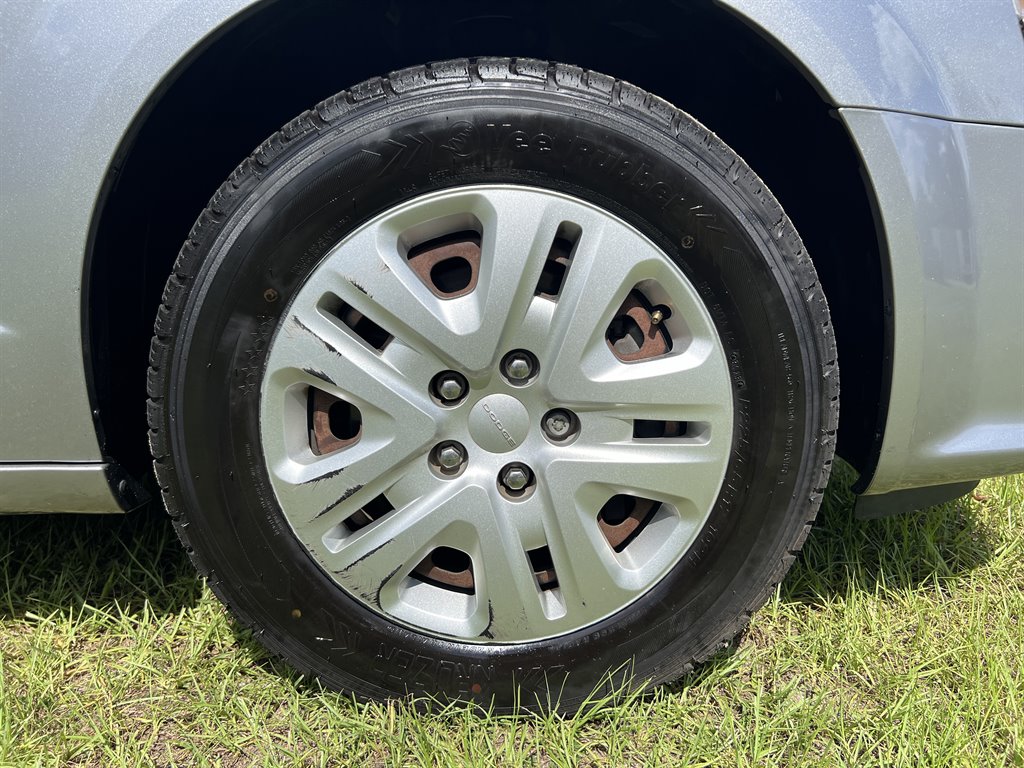 2018 Dodge Grand Caravan - $8,995