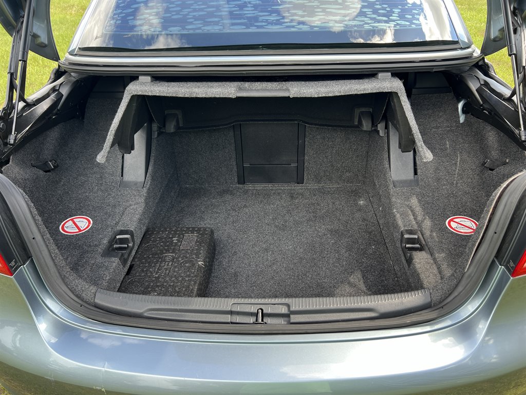 2013 Volkswagen Eos Komfort SULEV photo