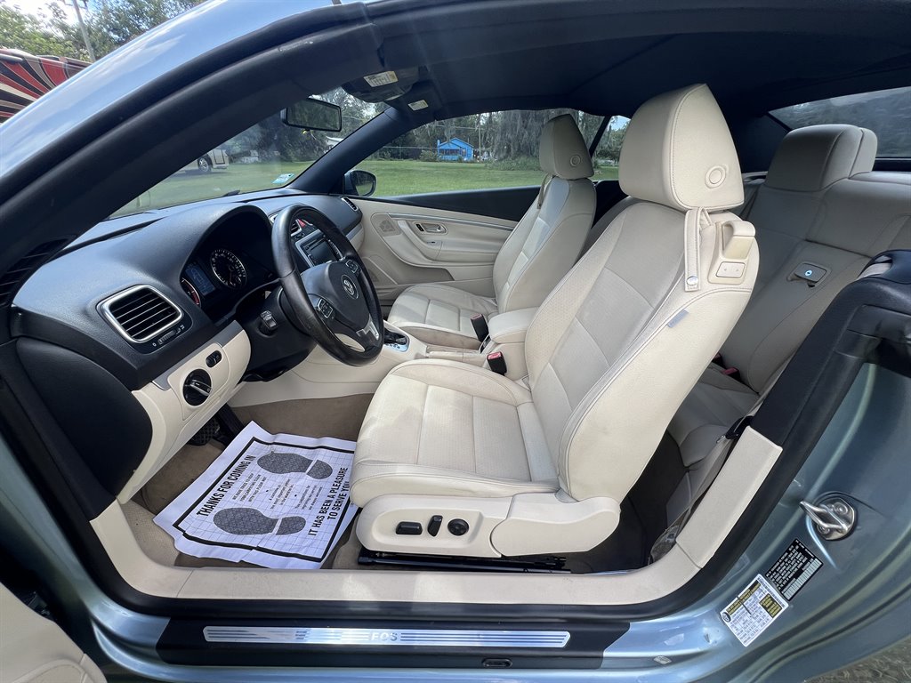 2013 Volkswagen Eos Komfort SULEV photo