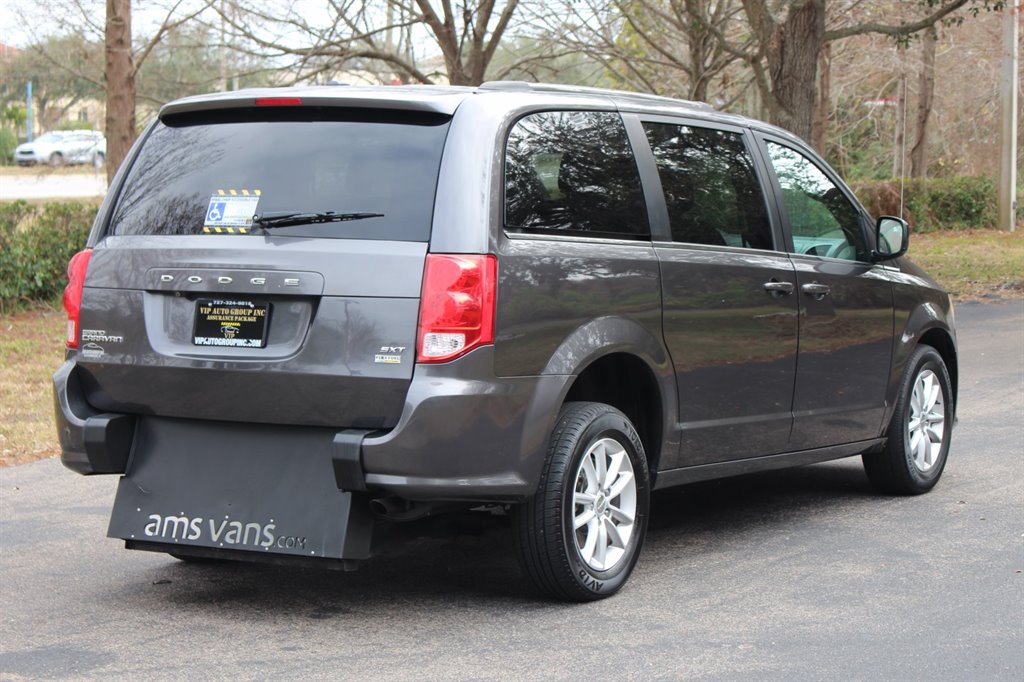 2019 Dodge Grand Caravan - $28,995