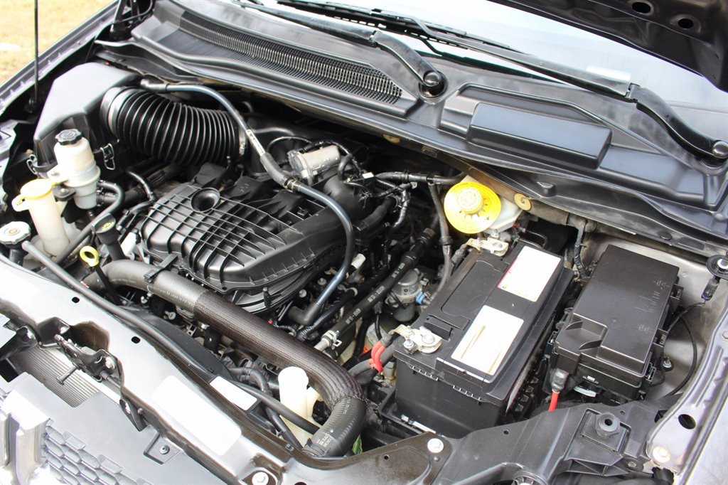 2019 Dodge Grand Caravan - $28,995