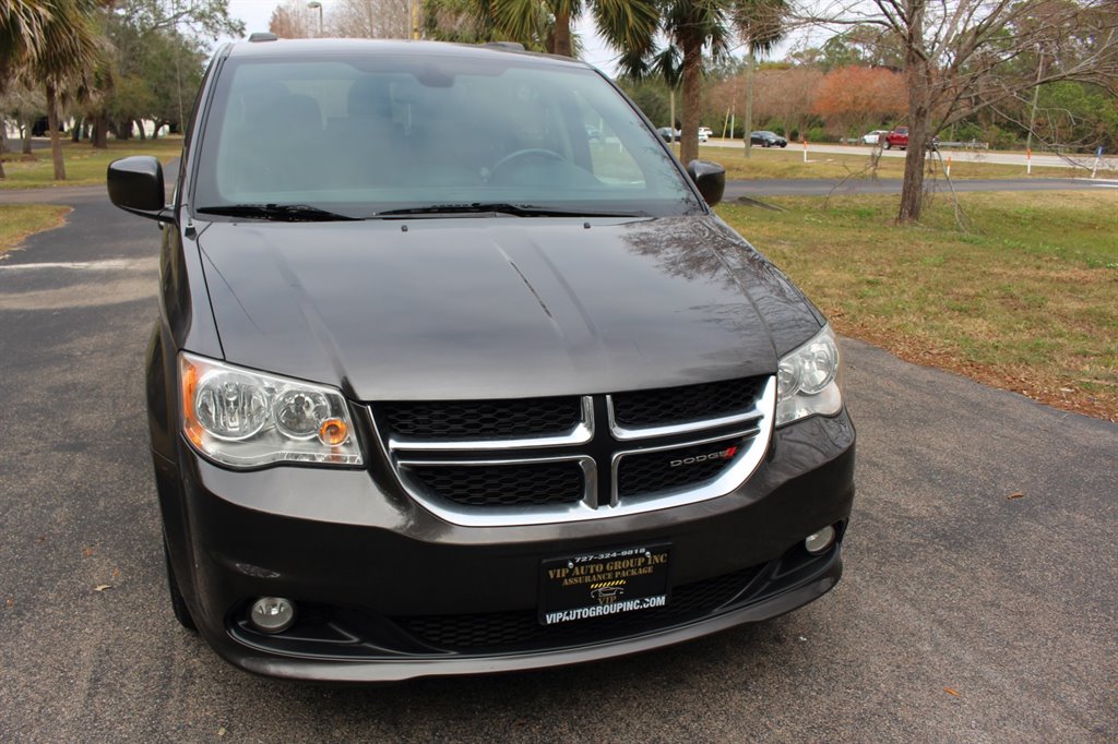 2019 Dodge Grand Caravan - $28,995