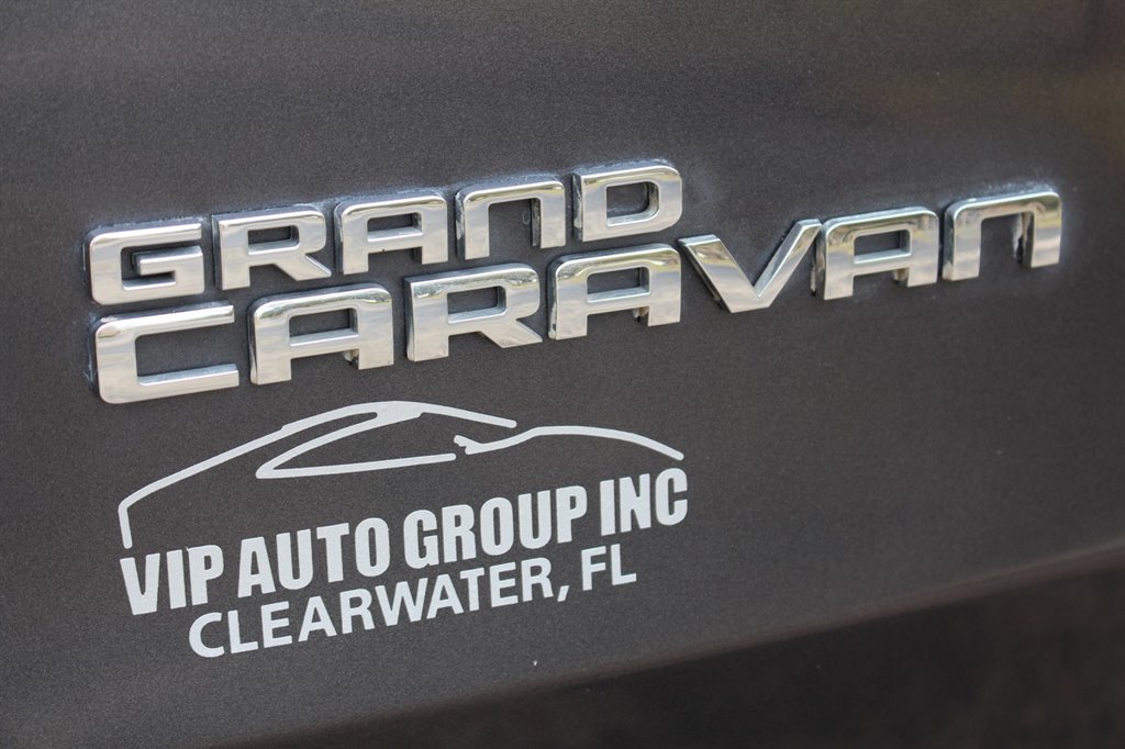 2019 Dodge Grand Caravan - $28,995