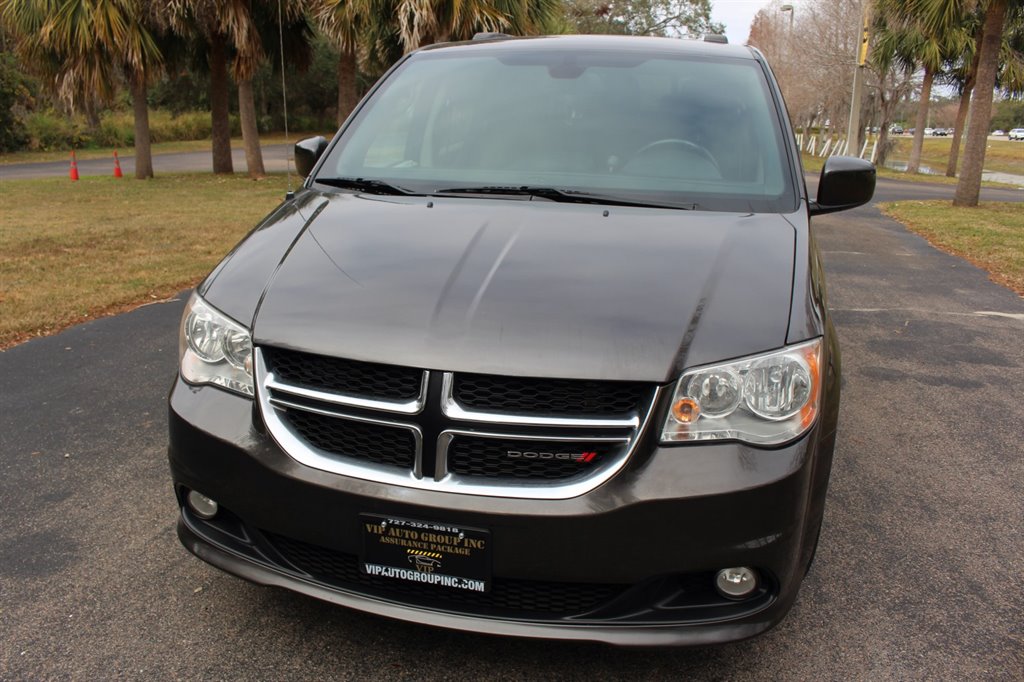 2019 Dodge Grand Caravan - $28,995