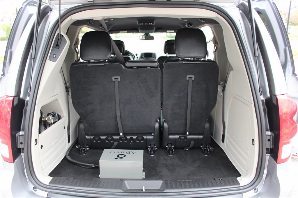 2019 Dodge Grand Caravan - $32,995