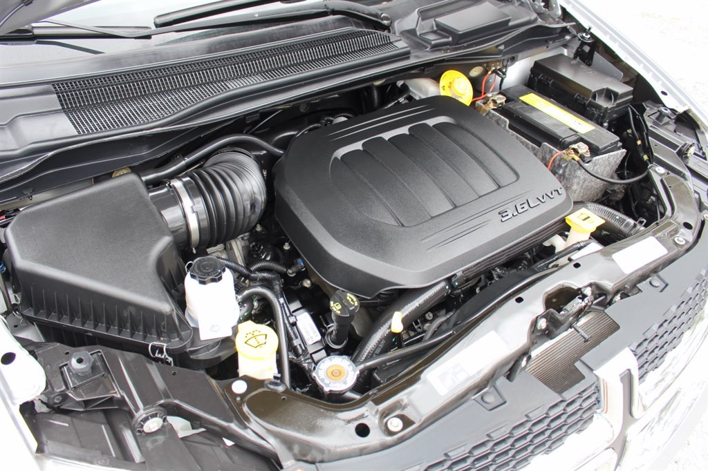 2019 Dodge Grand Caravan - $32,995