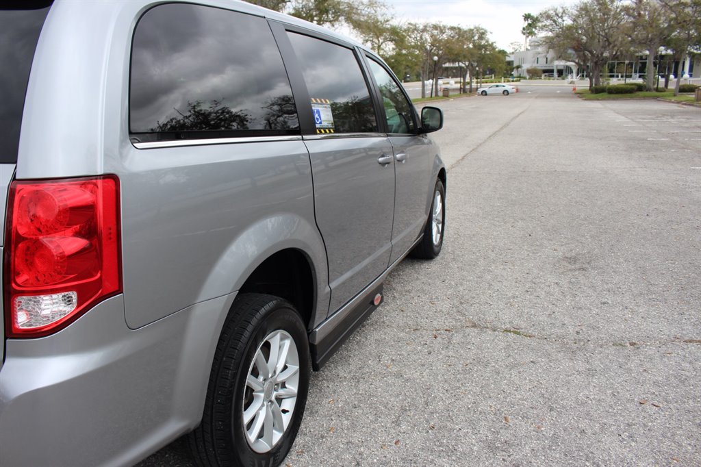2019 Dodge Grand Caravan - $32,995